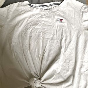 tommy hilfiger tied shirt